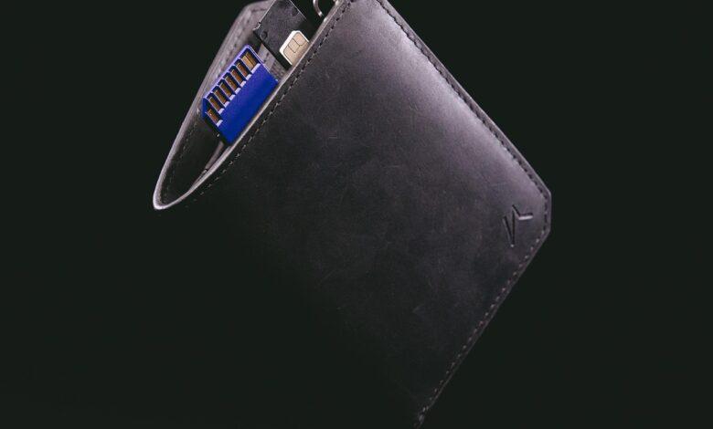 kaizen wallet, black leather wallet, slim wallet, crazy horse leather, minimalist wallet