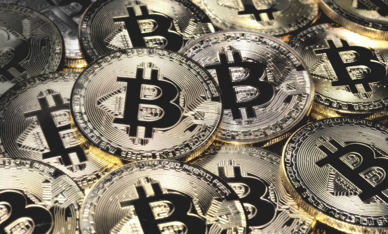 bitcoin, crypto, finance, coins, money, currency, cryptocurrency, blockchain, investment, closeup, bitcoin, crypto, crypto, crypto, crypto, crypto